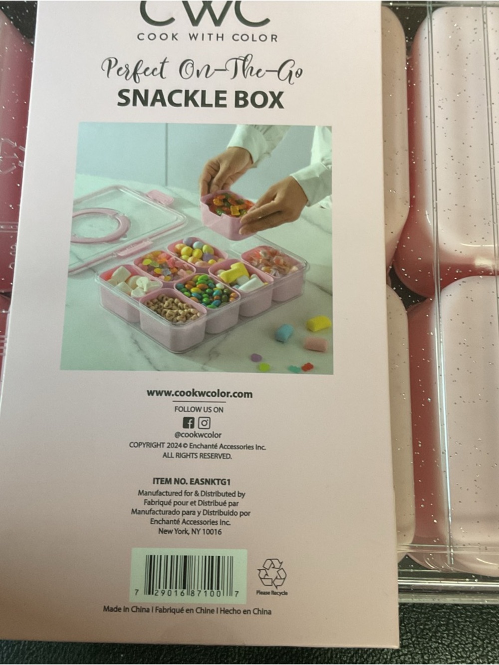 CWC Cook with Color Pink Snackle Box, 8 compartments with carrying handle NWT - Picture 3 of 4